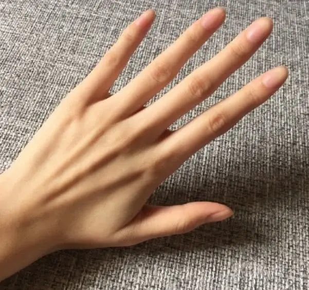 揭秘：男性手指長(zhǎng)度隱藏的性秘密